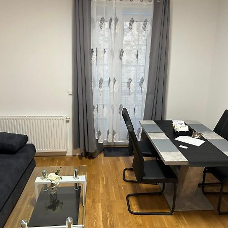Paky Appartements 00322 Bruck an der Leitha Zewnętrze zdjęcie
