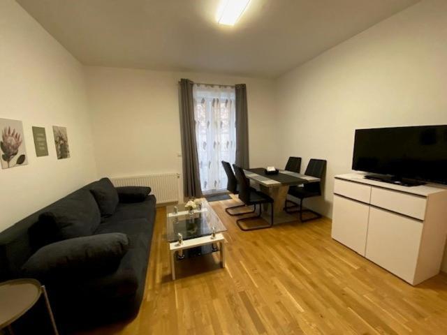 Paky Appartements 00322 Bruck an der Leitha Zewnętrze zdjęcie